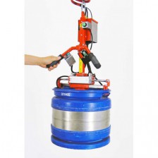 Gripper for lifting beer...